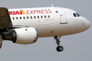 Airbus_A320-214_Iberia_Express_EC-FDB_Curimedia